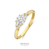 AR9027A
Ring YG 0.83ct: 0.70ct + 0.13ct sidestones LGD