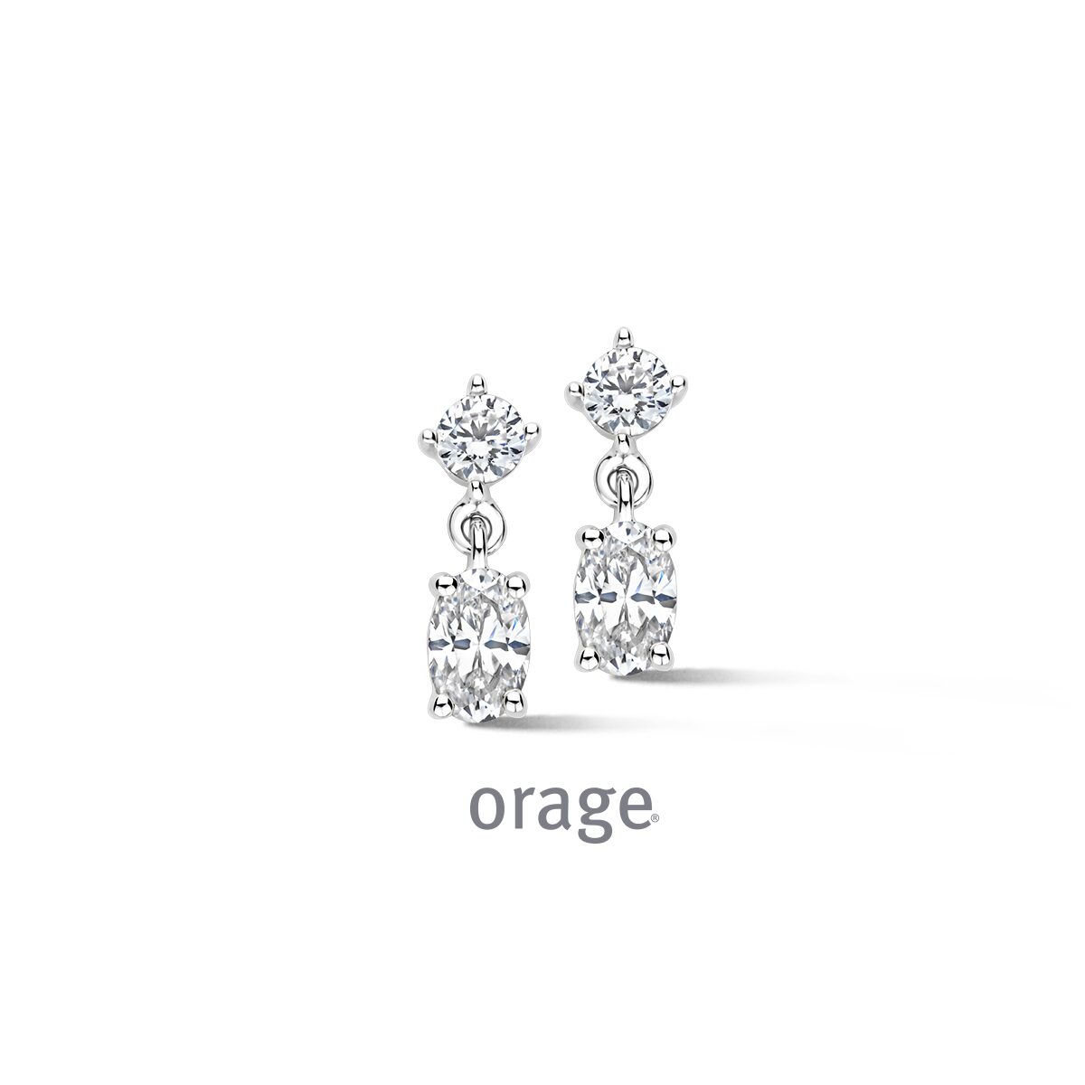 BC053 Oorhangers 925 rh oval-cut cz