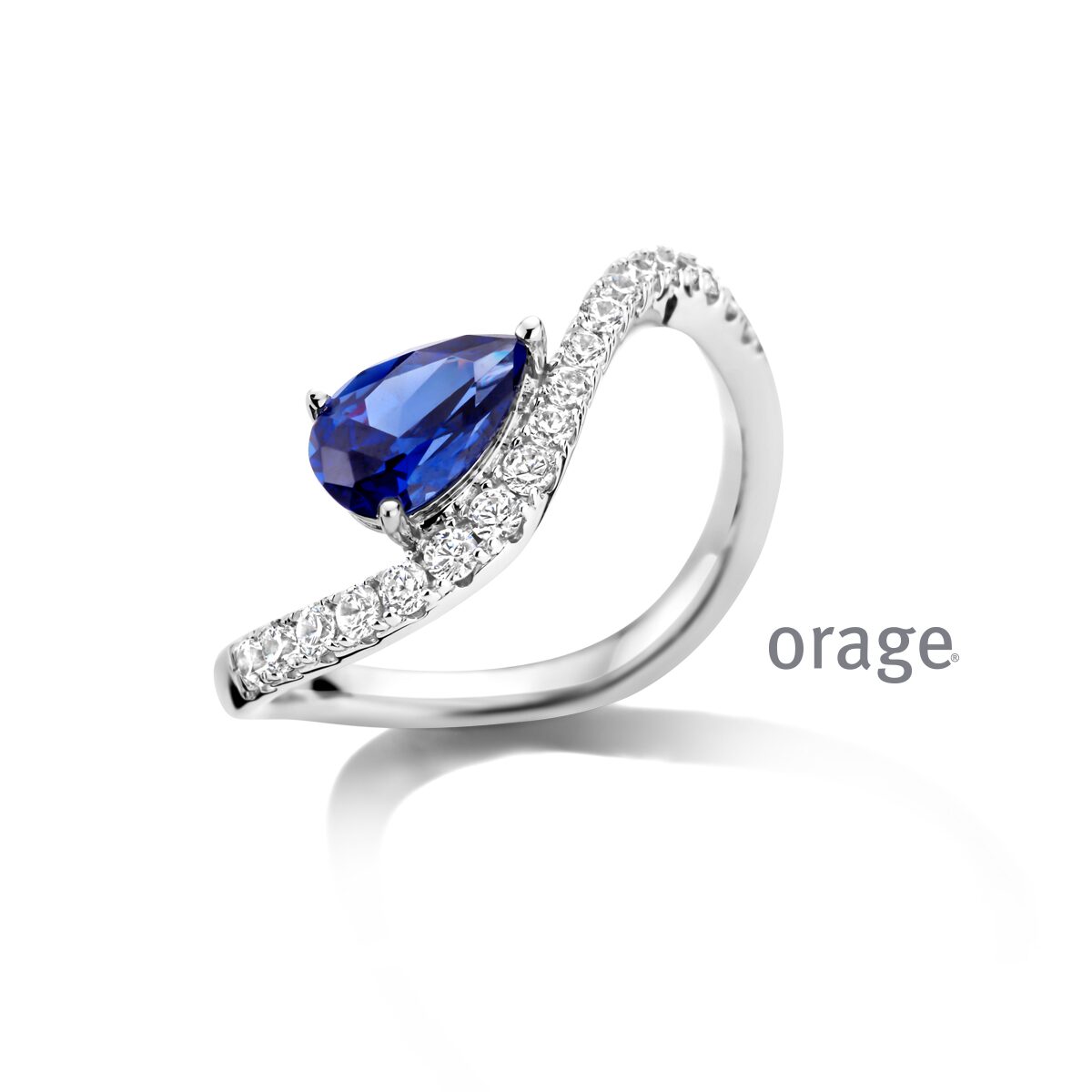 BC045 Ring 925 rh blauwe pear-cut cz