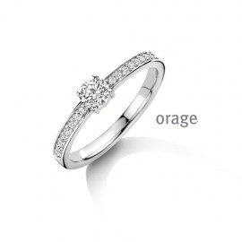BC012 Ring solitaire met zijstenen 925 rh LGD 0.50ct