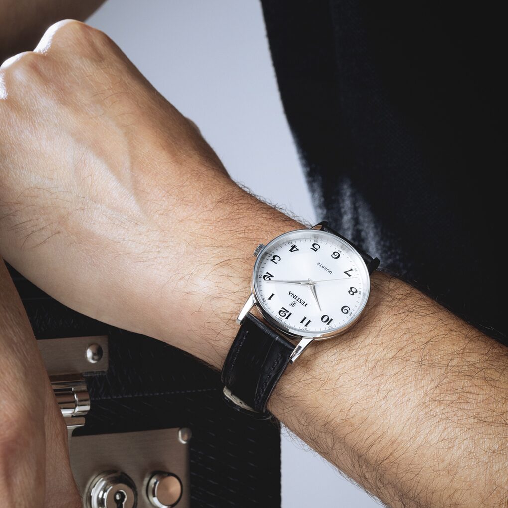 f20690/1 Festina uurwerk met lederen band