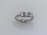 gr4072wz  witgouden ring 18ct zirconium