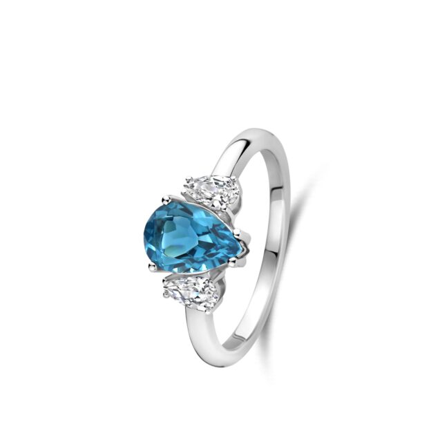 N6E54
Zilveren ring met blauwe steen + CZ Naiomy