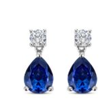 Naiomy  zilveren oorringen met synthetische  blauwe tanzanite + zirconium