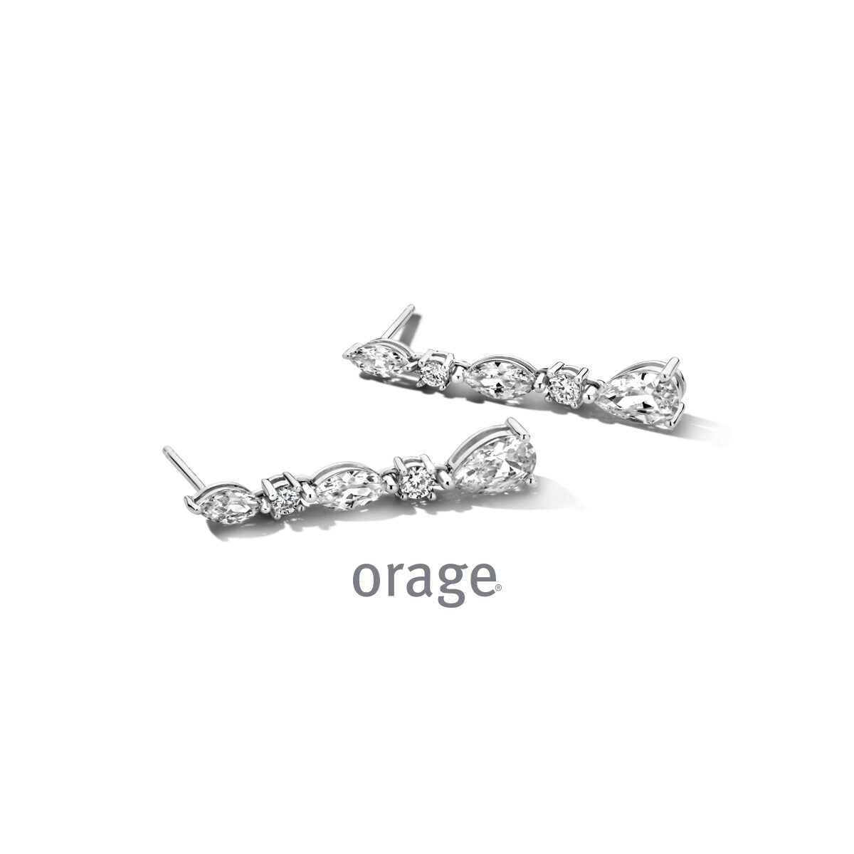 aw018  orage oorslingers zilver zirconium 