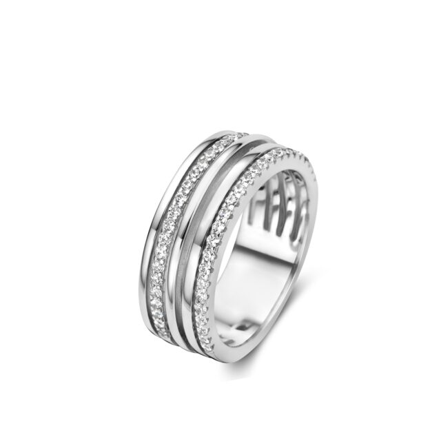 Zilveren ring met Naiomy N3S75