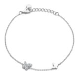 Naiomy zilver armband met vlinder motief