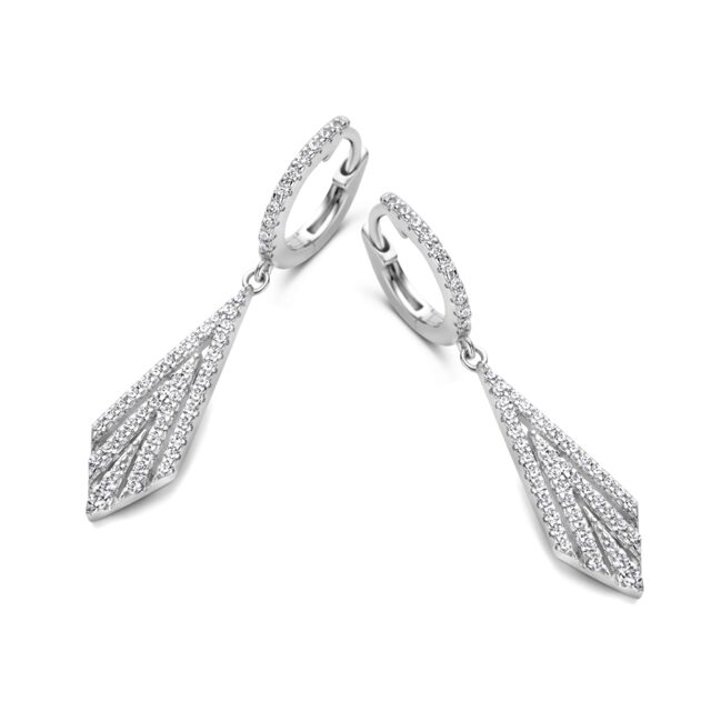 Naiomy zilver oorringen  met  zirconium 